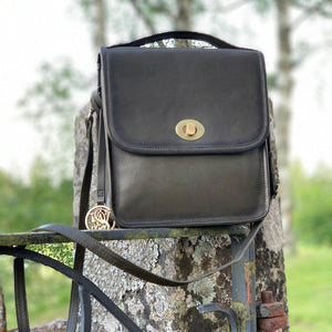 S&W Vintage Concealed-Carry Crossbody