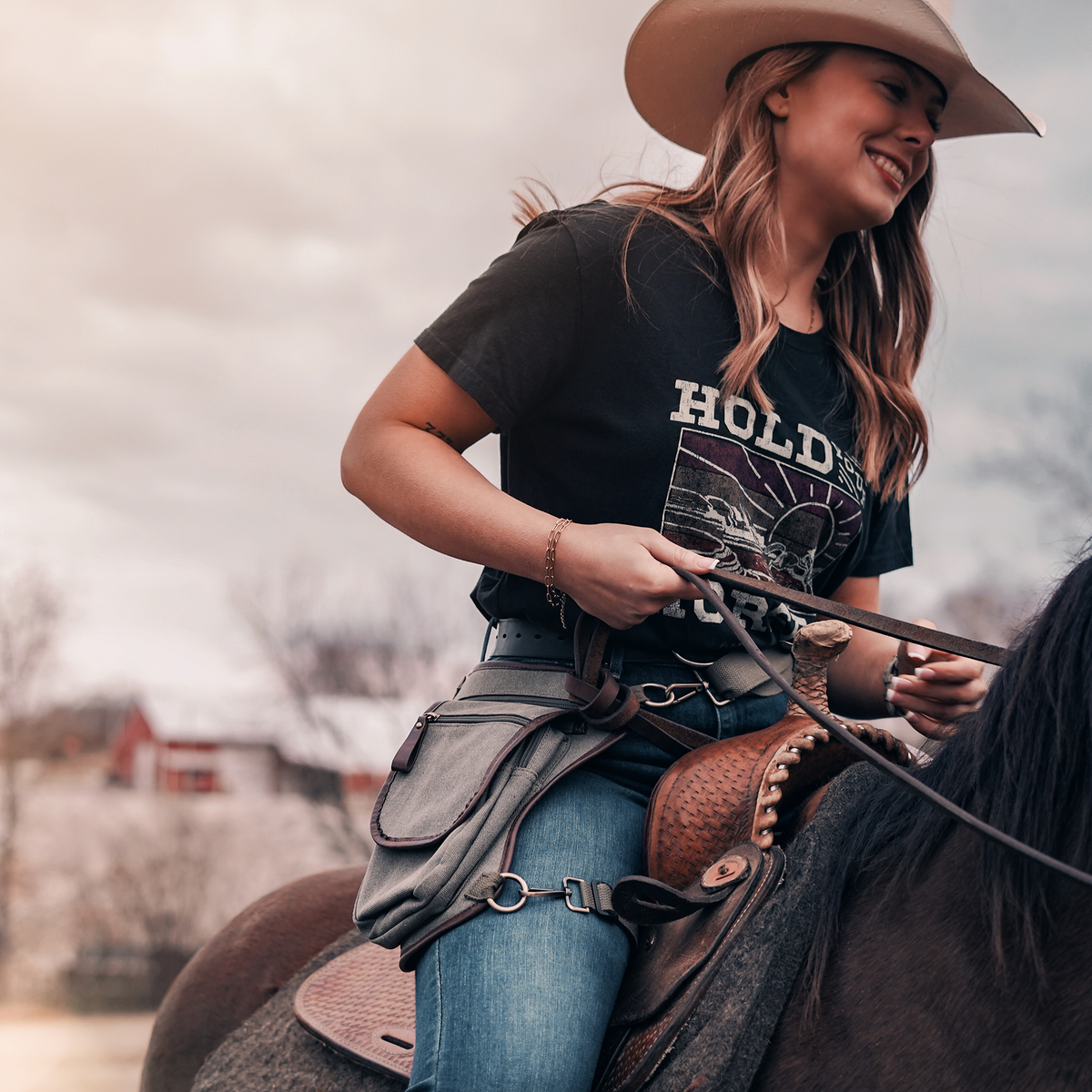 Cougar Concealed-Carry Waist &amp; Thigh Bag