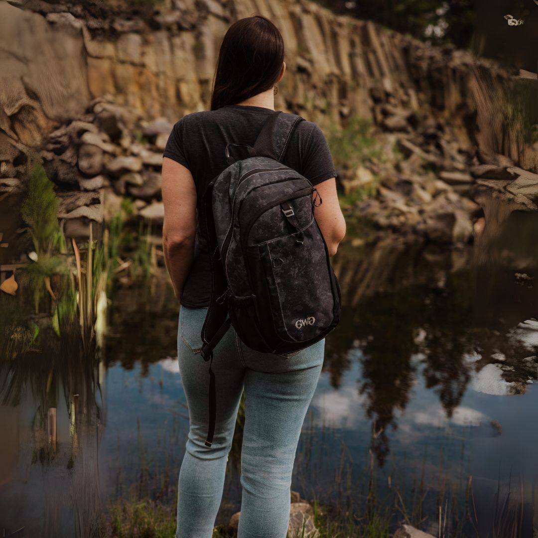 Midnight Deluxe Concealed-Carry Backpack