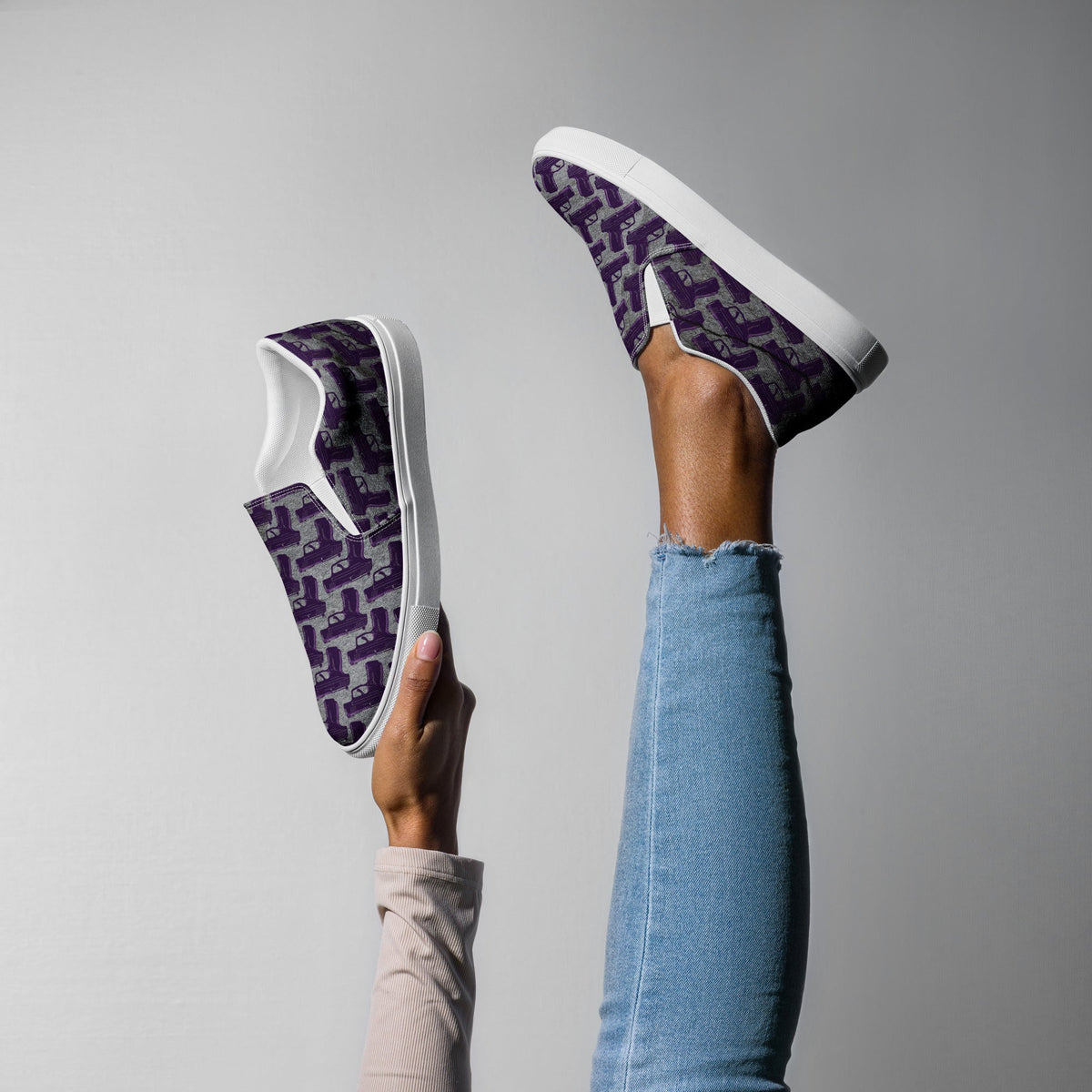 Purple Haze Pistol Palooza Women’s Canvas Slip-On Shoes