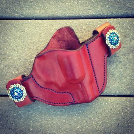 Thrasos Outside-the-Waistband Leather Holster - Chestnut with crystal snaps